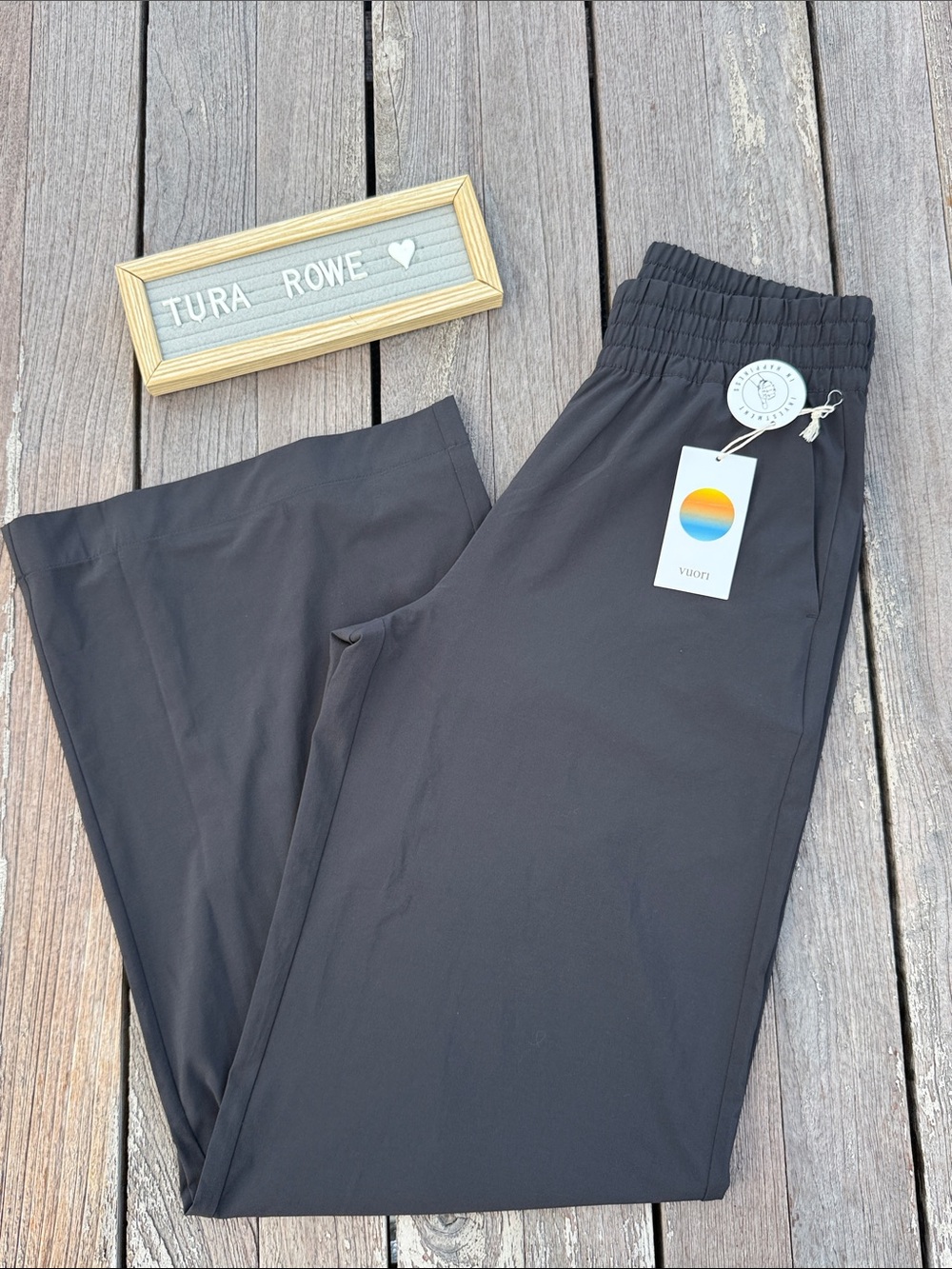 Vuori Villa Wideleg Pant Long Black Size Medium NWT 🖤✨